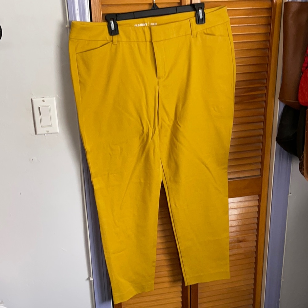 Old Navy Pixie Pants